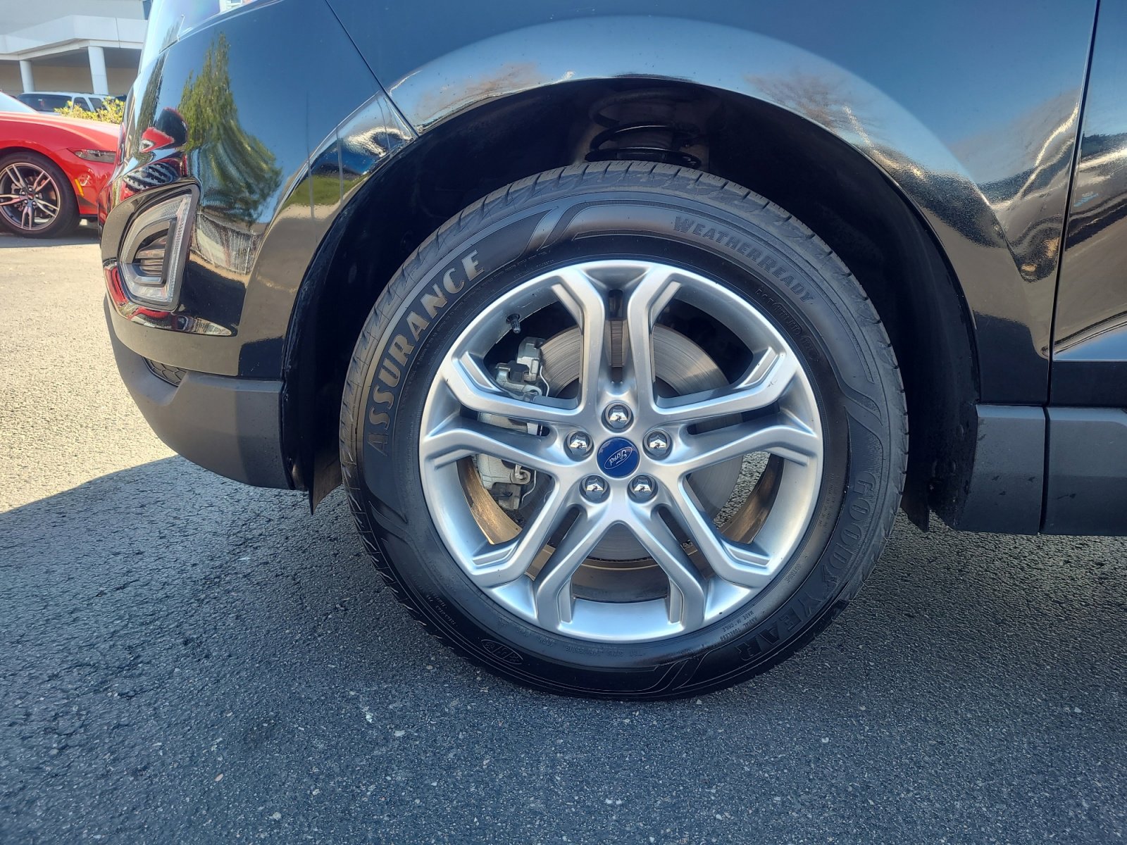 Certified 2017 Ford Edge Titanium AWD/4WD image 26