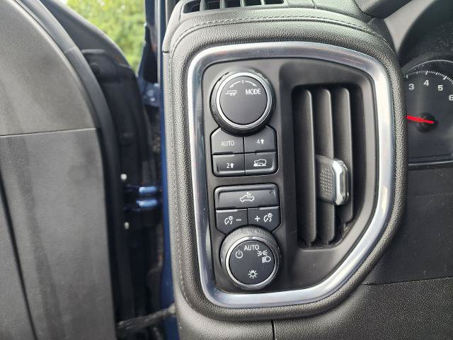Used 2020 Chevrolet Silverado 1500 LT AWD/4WD image 20