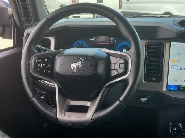 Certified 2025 Ford Bronco Outer Banks w/ Sasquatch Package AWD/4WD image 20