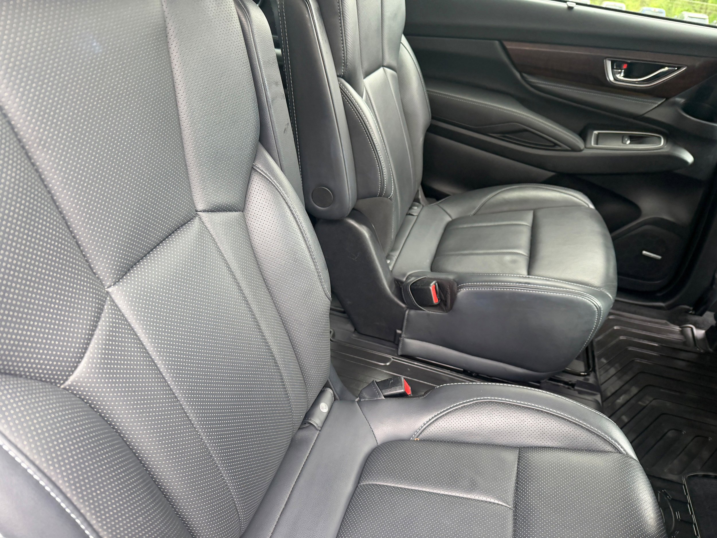 Used 2023 Subaru Ascent Touring AWD/4WD image 19