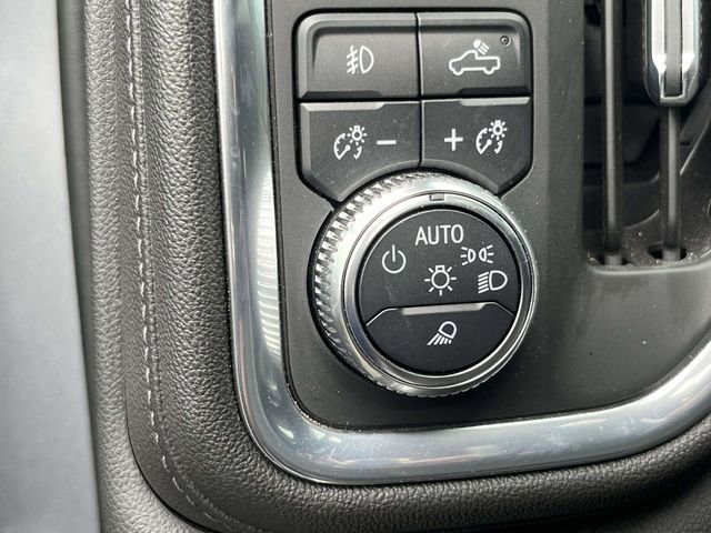 Used 2022 GMC Sierra 1500 Denali w/ Denali Premium Package AWD/4WD image 17