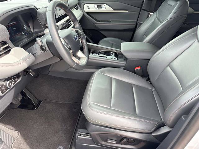 Certified 2026 Ford Explorer Active w/ Active Comfort Package RWD image 14
