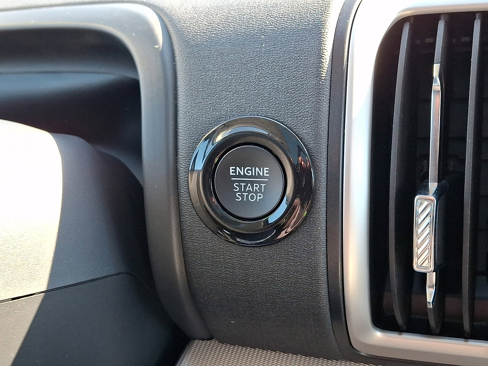 Certified 2025 Ford Expedition Max Active AWD/4WD image 26