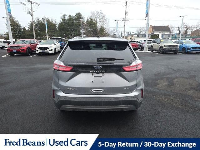 Certified 2022 Ford Edge SEL w/ Convenience Package image 4