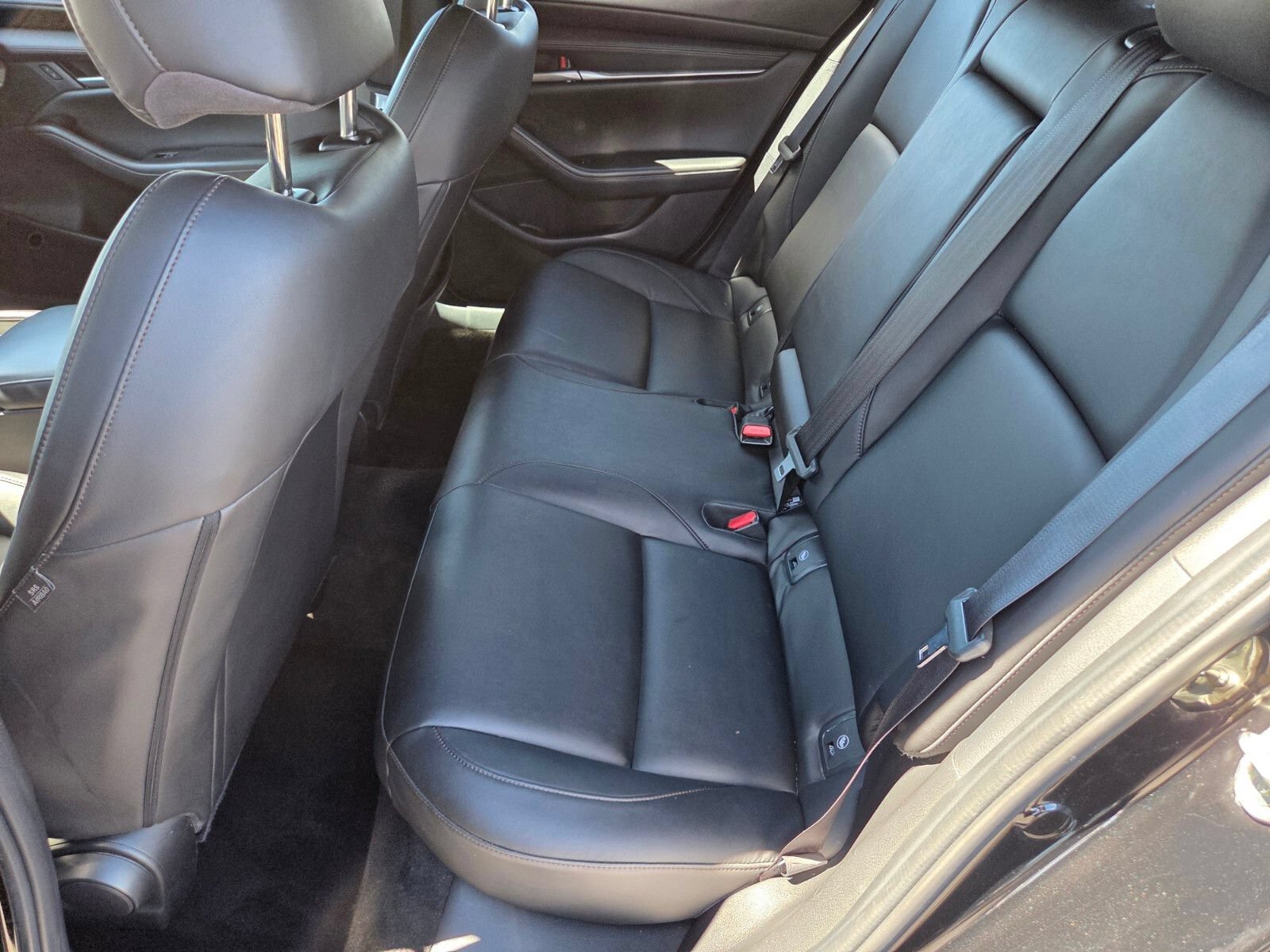 Used 2024 MAZDA MAZDA3 s FWD image 11