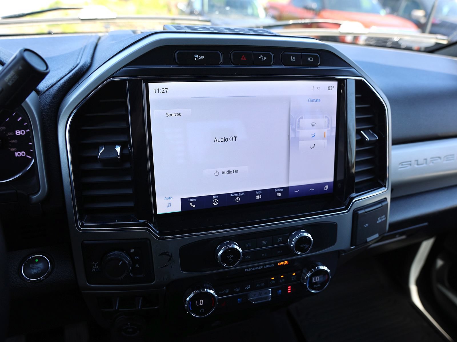 Certified 2022 Ford F350 Lariat w/ Lariat Ultimate Package AWD/4WD image 24