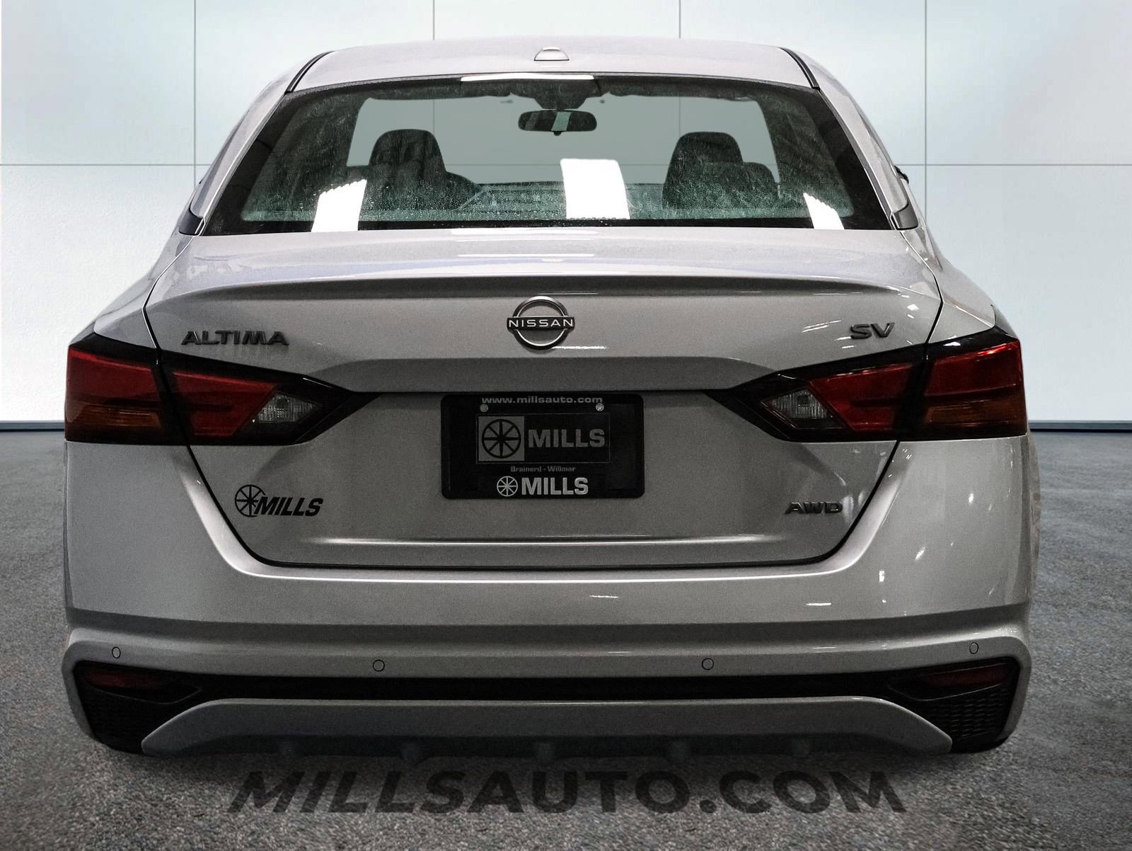 Used 2024 Nissan Altima 2.5 SV image 4