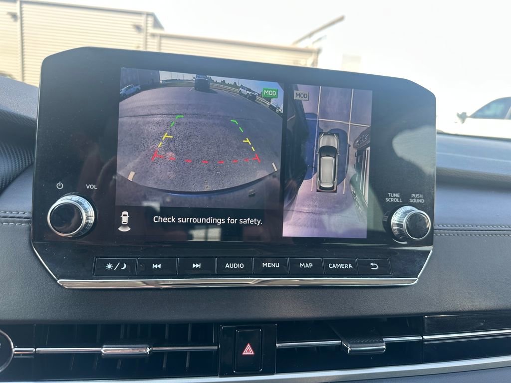 Used 2023 Mitsubishi Outlander SE image 11