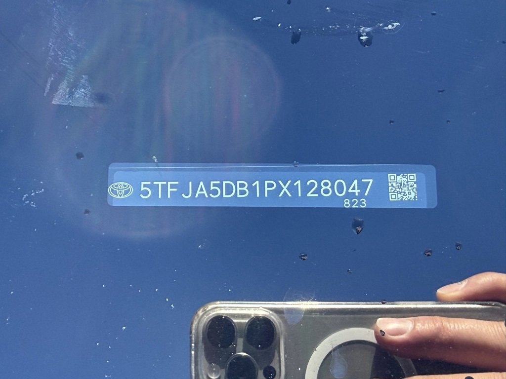 Used 2023 Toyota Tundra Limited image 35