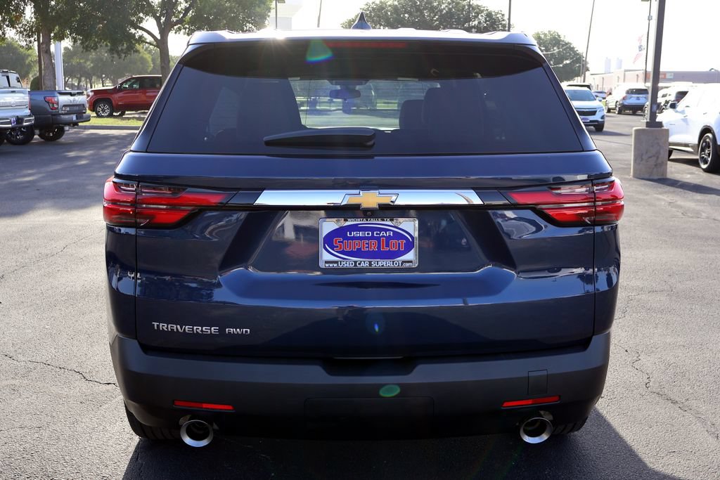 Used 2022 Chevrolet Traverse LS AWD/4WD image 14