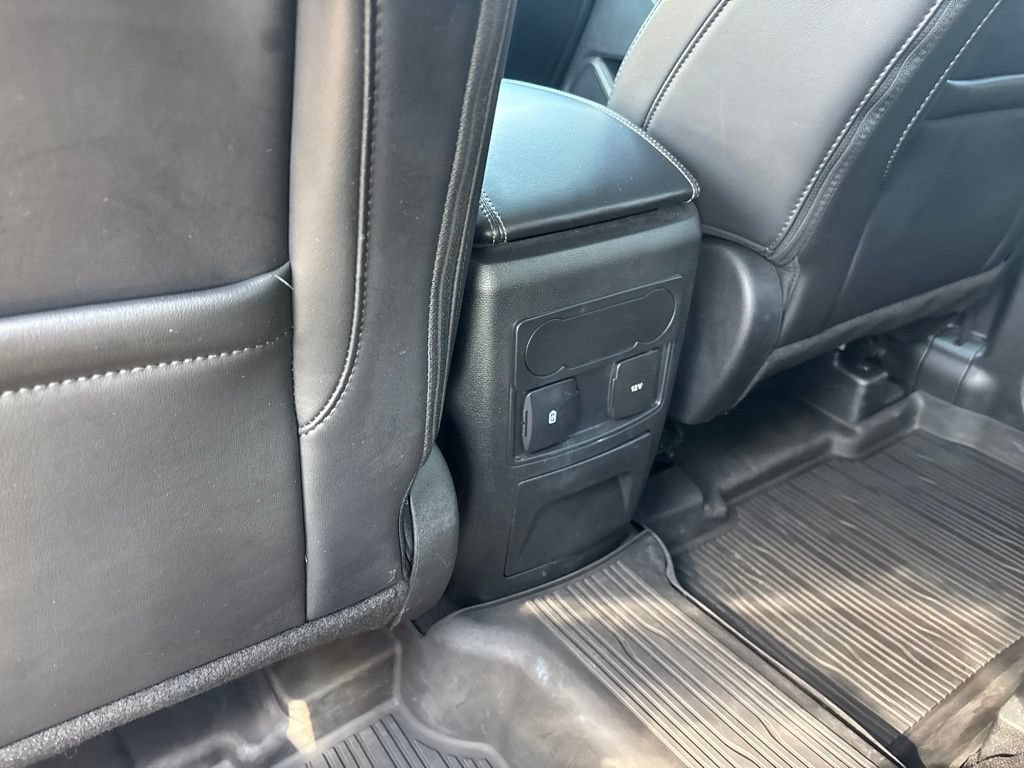 Certified 2024 Ford Explorer XLT w/ Equipment Group 202A AWD/4WD image 28