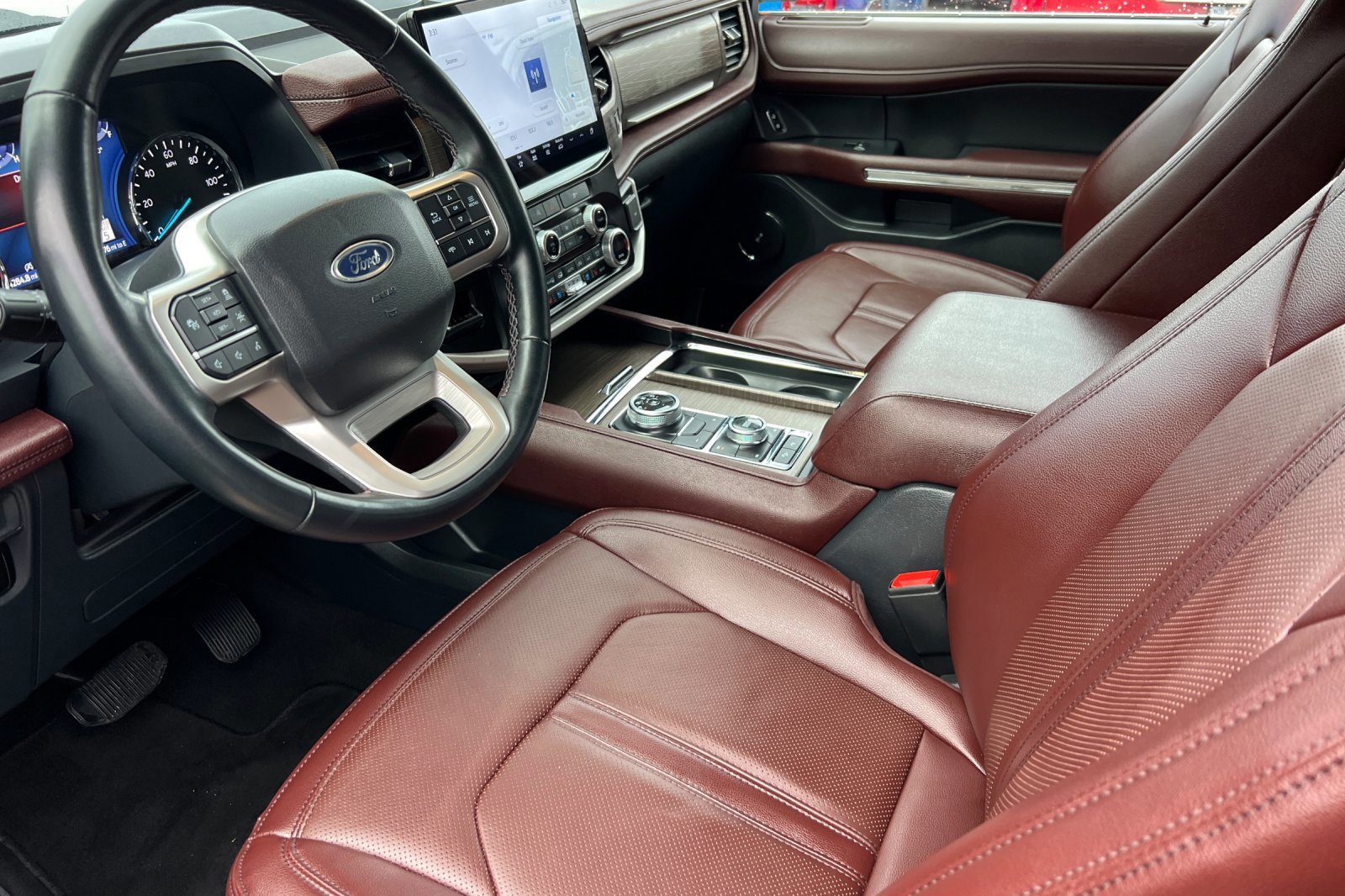 Certified 2024 Ford Expedition Limited image 11