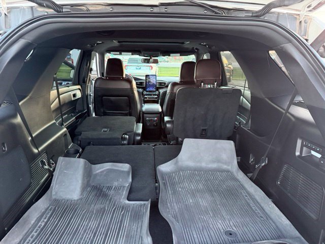 Certified 2021 Ford Explorer Platinum w/ Equipment Group 601A AWD/4WD image 34