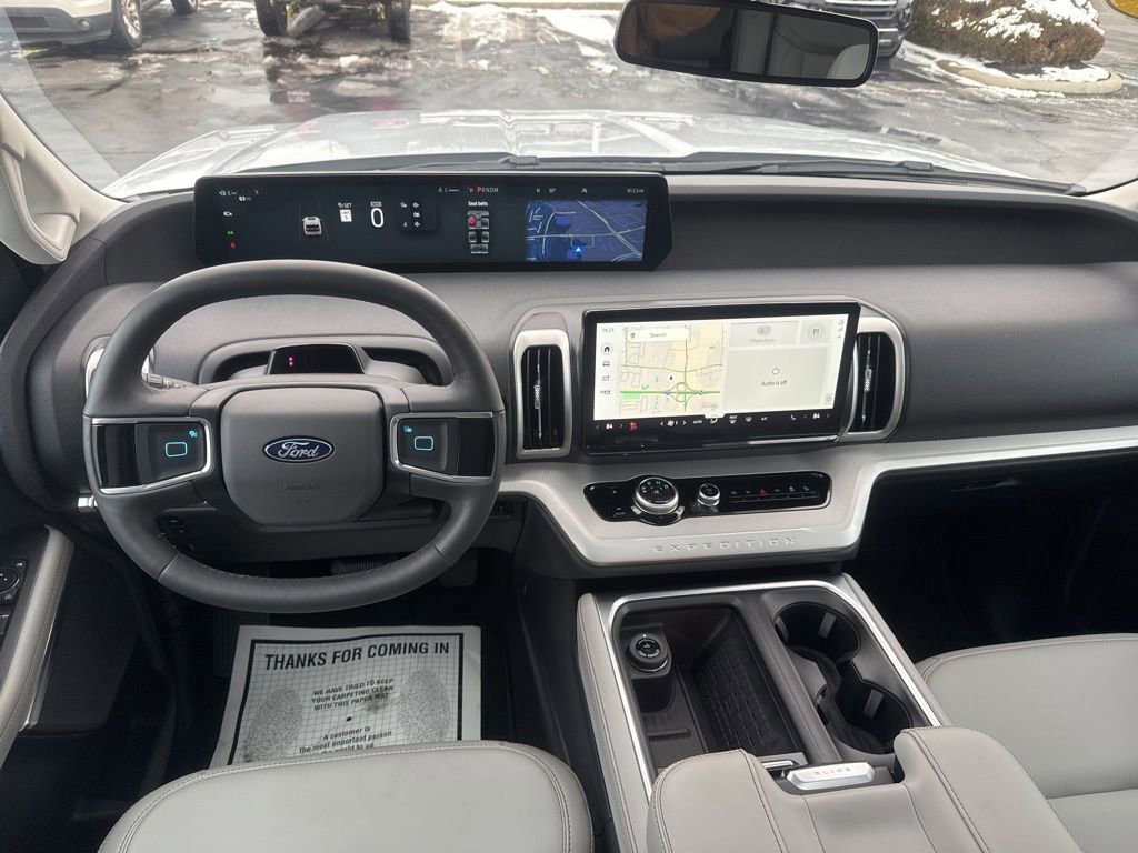 Certified 2025 Ford Expedition Active image 15