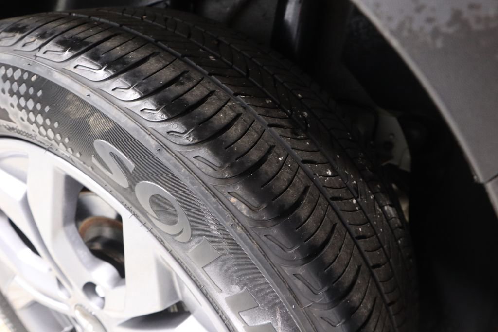 Used 2024 Kia Seltos LX image 20