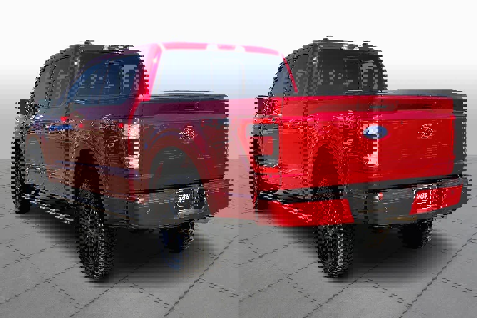 Certified 2023 Ford F150 Lariat w/ Equipment Group 502A High image 4