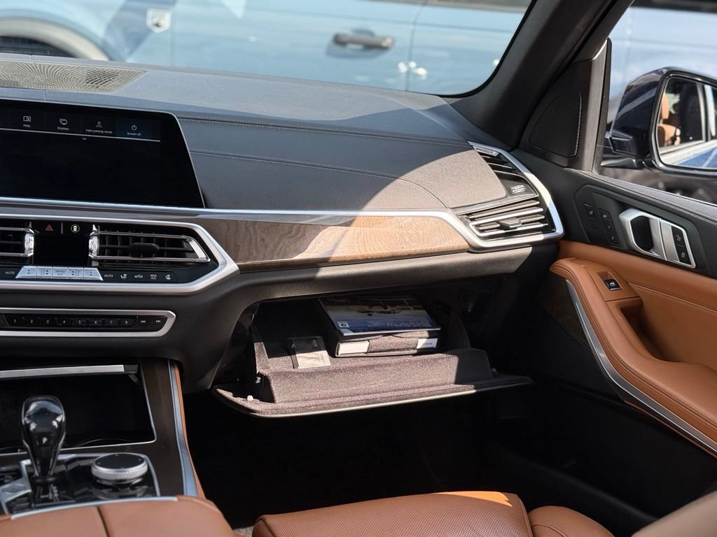 Used 2021 BMW X5 xDrive45e w/ Premium Package 2 AWD/4WD image 29