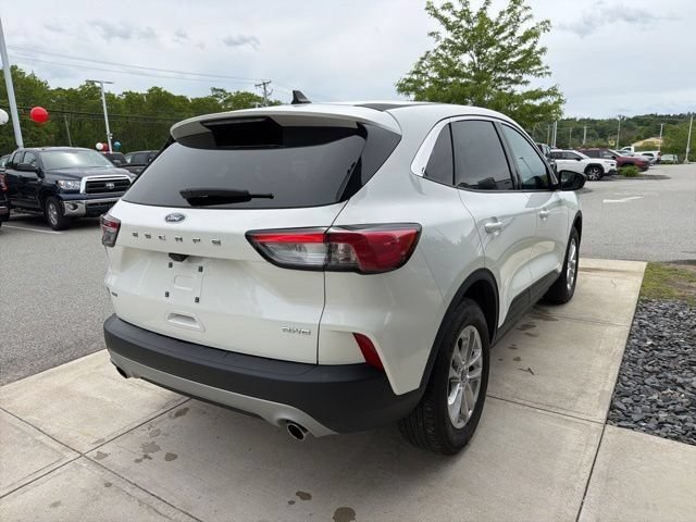 Certified 2022 Ford Escape SE w/ Cold Weather Package AWD/4WD image 10