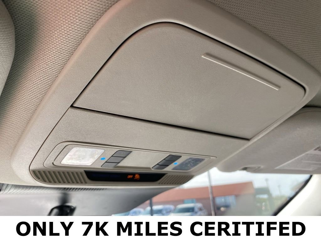 Certified 2025 Ford Explorer Active image 38