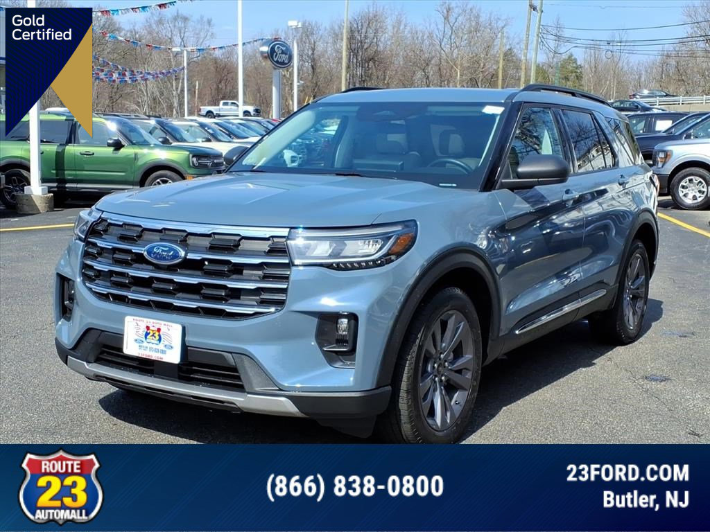 Certified 2025 Ford Explorer Active w/ Active Comfort Package AWD/4WD image 1