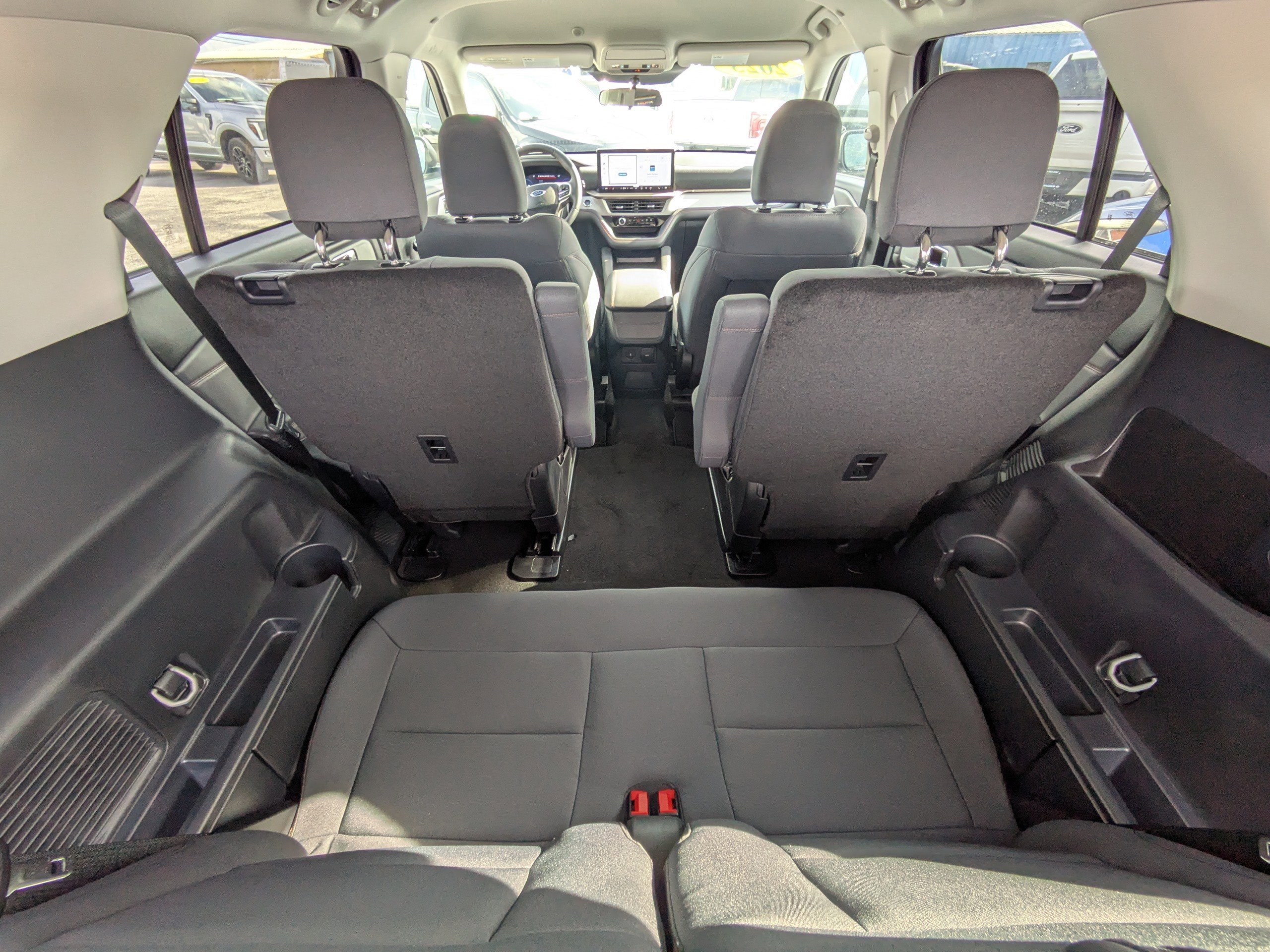 Certified 2025 Ford Explorer Active RWD image 14