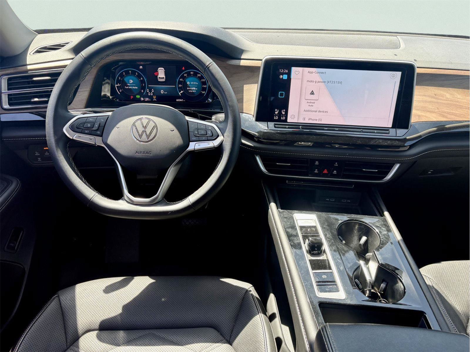 Used 2024 Volkswagen Atlas SE FWD image 10