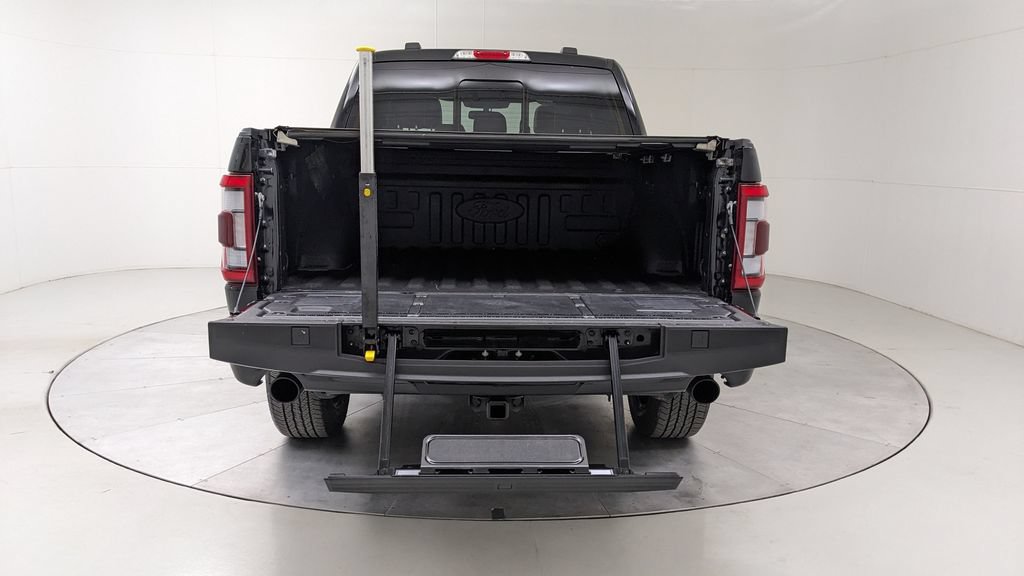 Certified 2023 Ford F150 Platinum AWD/4WD image 9