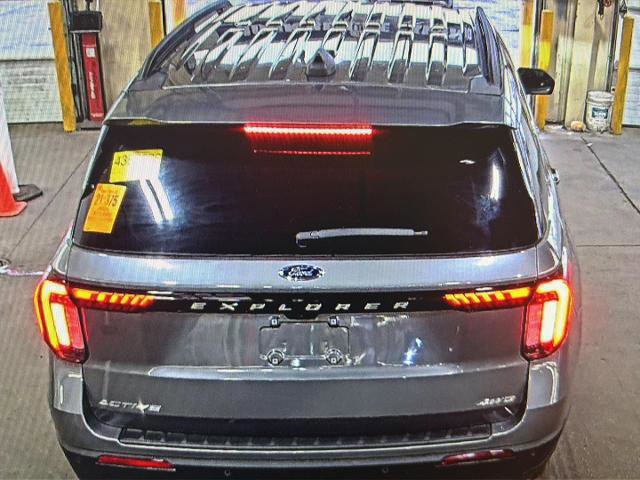 Certified 2025 Ford Explorer Active image 3