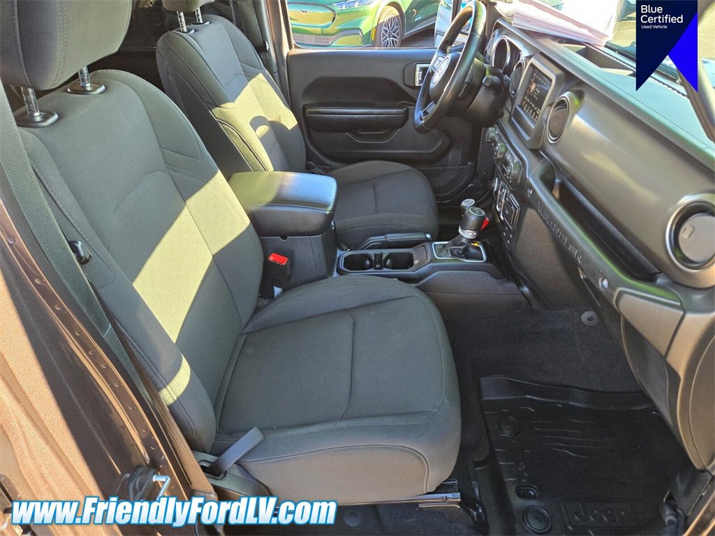 Used 2021 Jeep Wrangler Unlimited Sport image 16