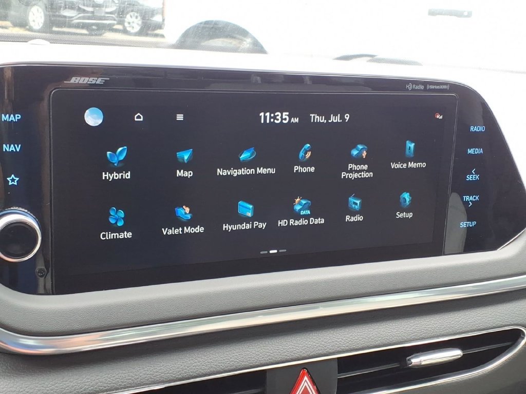 Used 2023 Hyundai Sonata Limited w/ Cargo Package FWD image 12