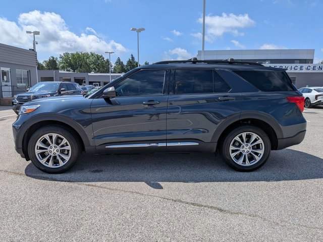 Certified 2023 Ford Explorer XLT w/ Equipment Group 202A AWD/4WD image 17