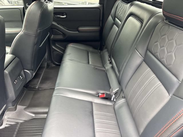 Used 2023 Nissan Frontier PRO-4X w/ Pro-4X Premium Package AWD/4WD image 17