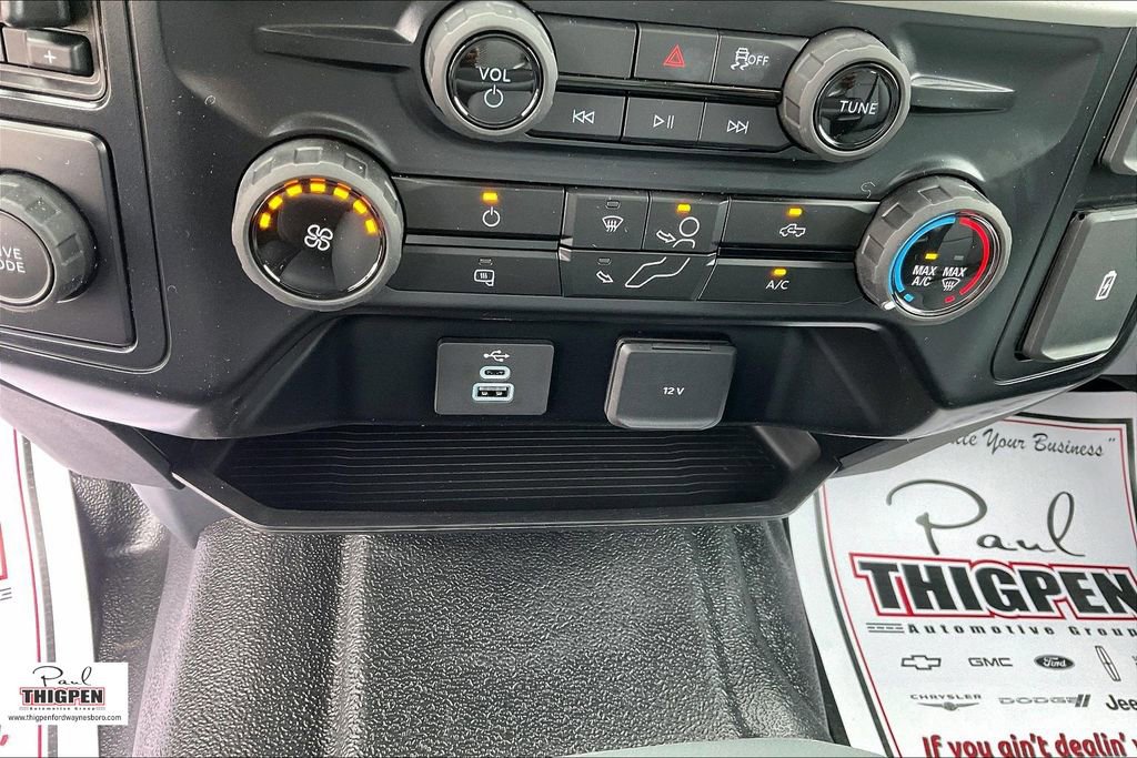 Certified 2025 Ford F250 XL w/ XL Chrome Package image 32