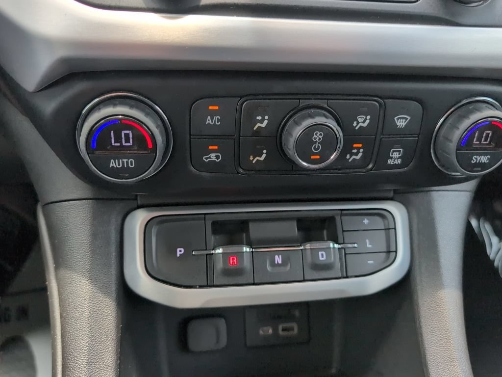 Used 2022 GMC Acadia SLT w/ Elevation Edition FWD image 21