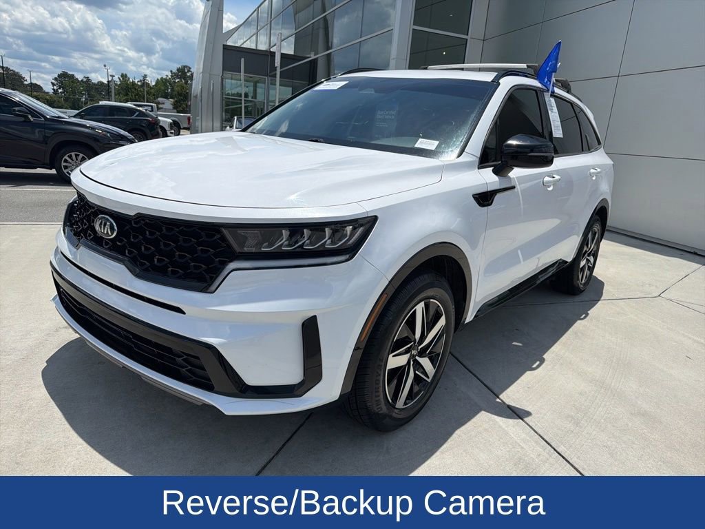 Used 2021 Kia Sorento S FWD image 3