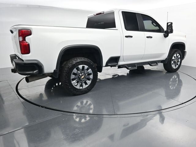 Used 2024 Chevrolet Silverado 2500 Custom w/ Custom Value Package AWD/4WD image 10