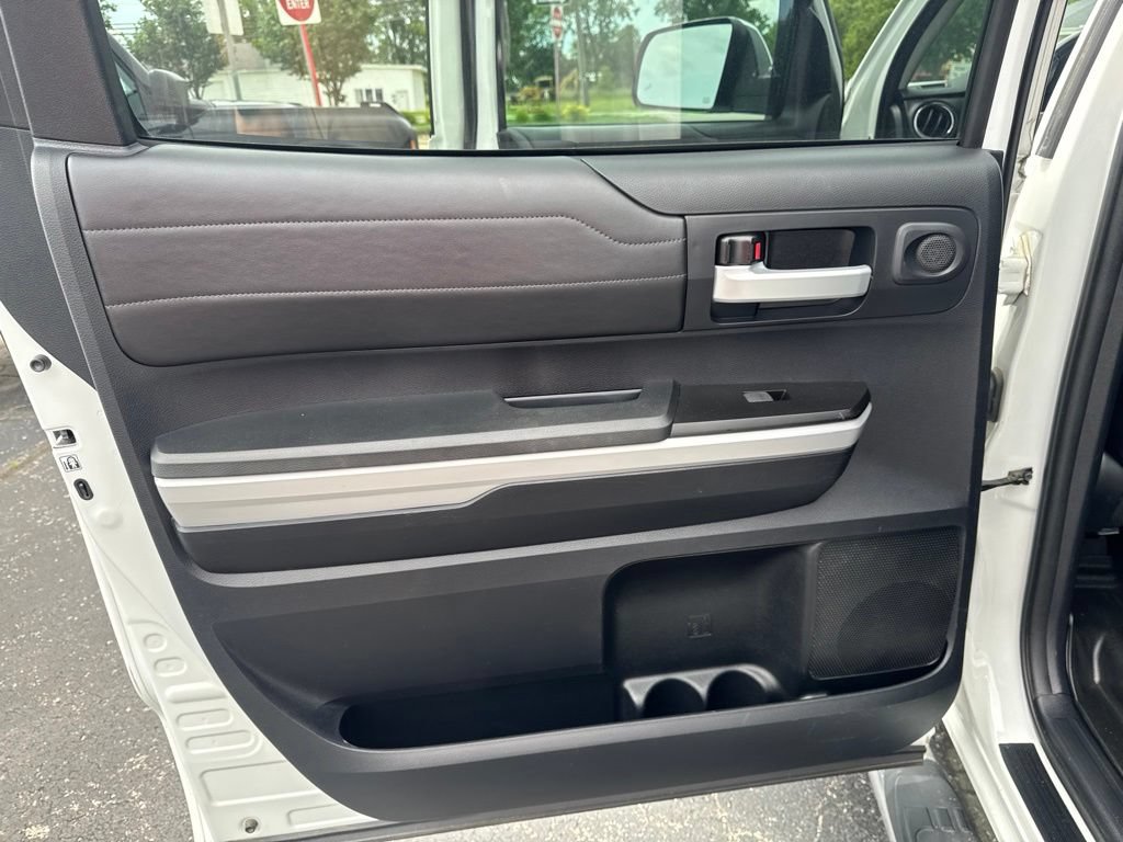 Used 2018 Toyota Tundra Limited AWD/4WD image 31