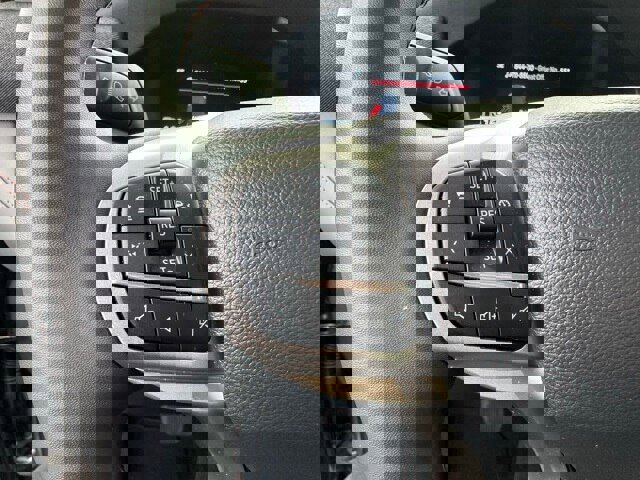 Certified 2025 Ford Explorer Active image 32