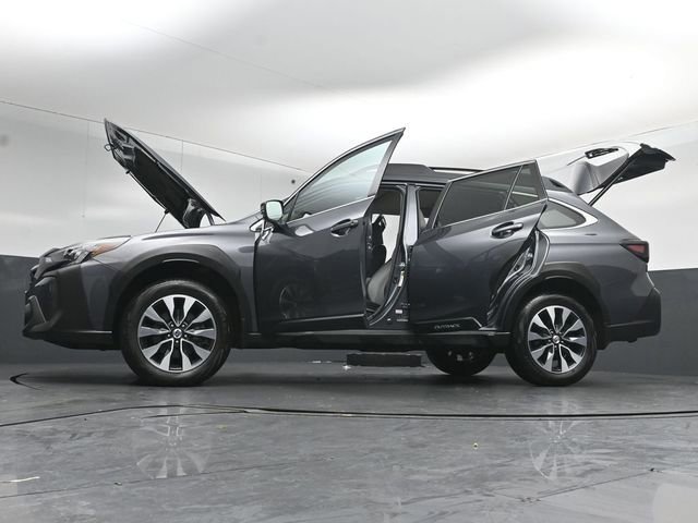 Used 2023 Subaru Outback Limited image 53