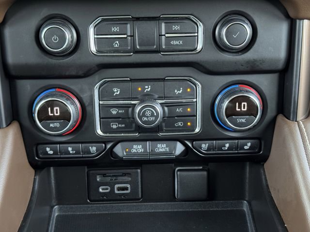 Used 2021 Chevrolet Tahoe High Country AWD/4WD image 17