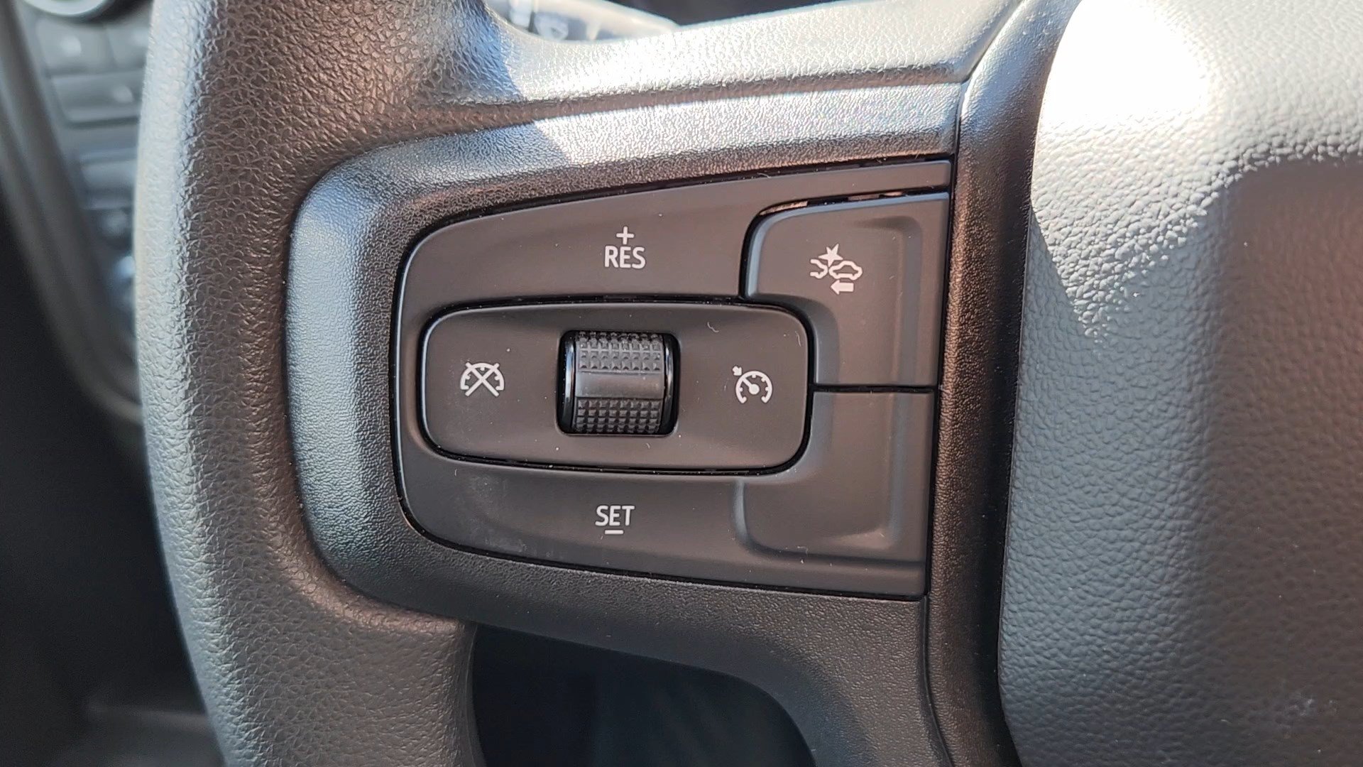 Used 2025 Chevrolet Silverado 2500 Custom w/ Custom Convenience Package AWD/4WD image 12