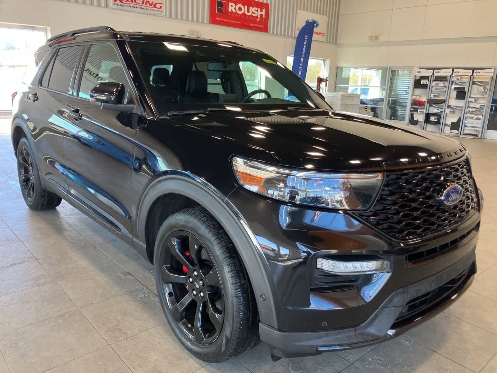 Certified 2020 Ford Explorer ST w/ ST Street Pack AWD/4WD image 3