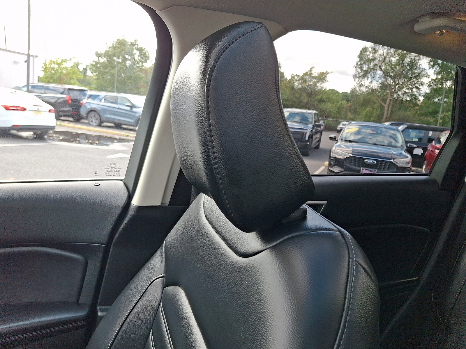 Certified 2024 Ford Edge SEL w/ Convenience Package AWD/4WD image 17