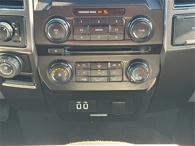 Certified 2018 Ford F150 XLT w/ Equipment Group 302A Luxury image 24