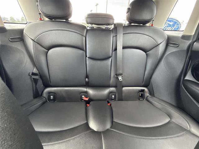 Used 2020 MINI Cooper 4-Door Hardtop FWD image 17