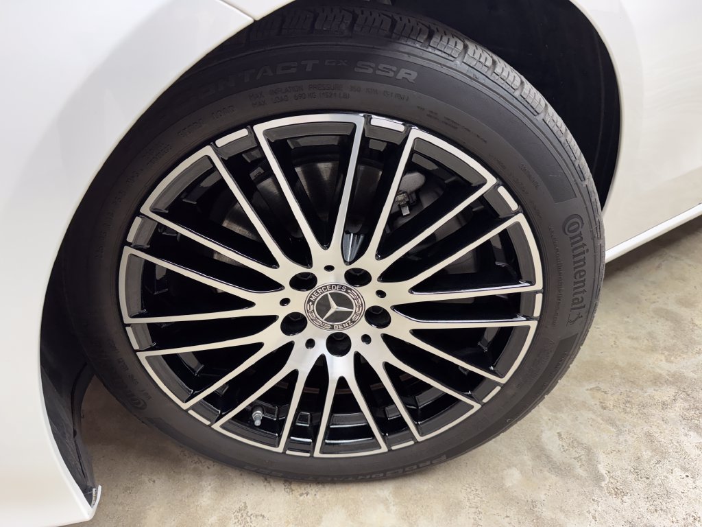 Used 2024 Mercedes-Benz C 300 4MATIC Sedan image 29