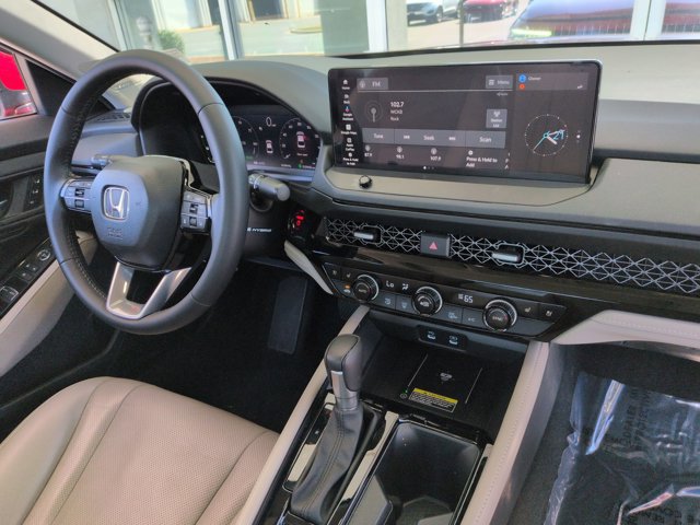 Used 2024 Honda Accord Touring image 36