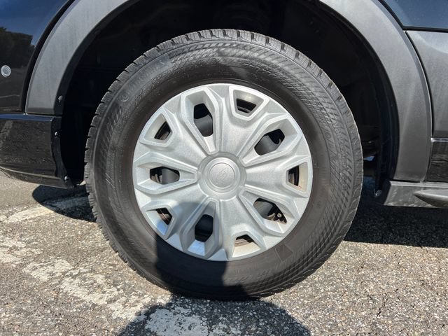 Certified 2025 Ford Transit 350 XLT RWD image 16