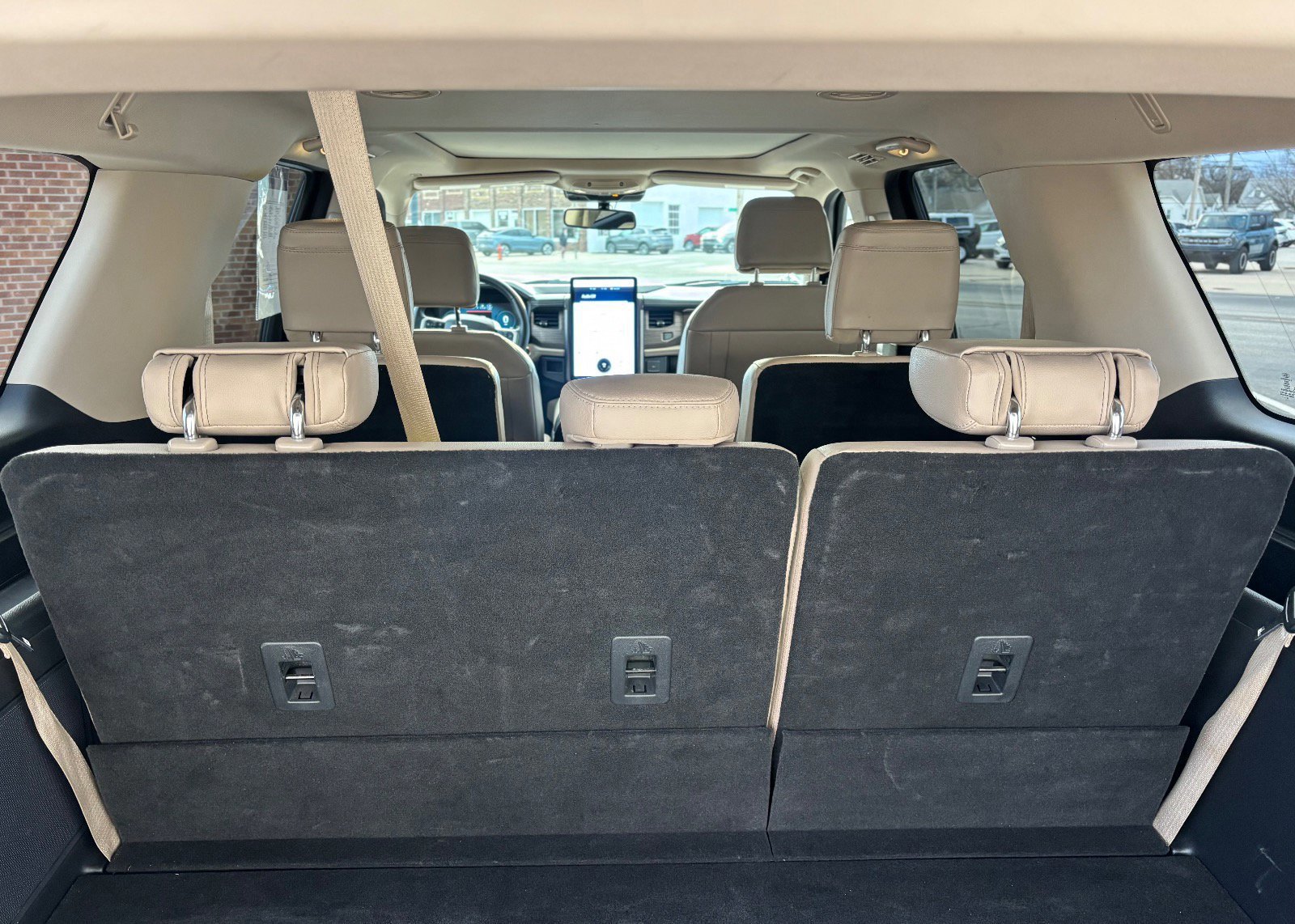 Certified 2022 Ford Expedition Max Limited image 11