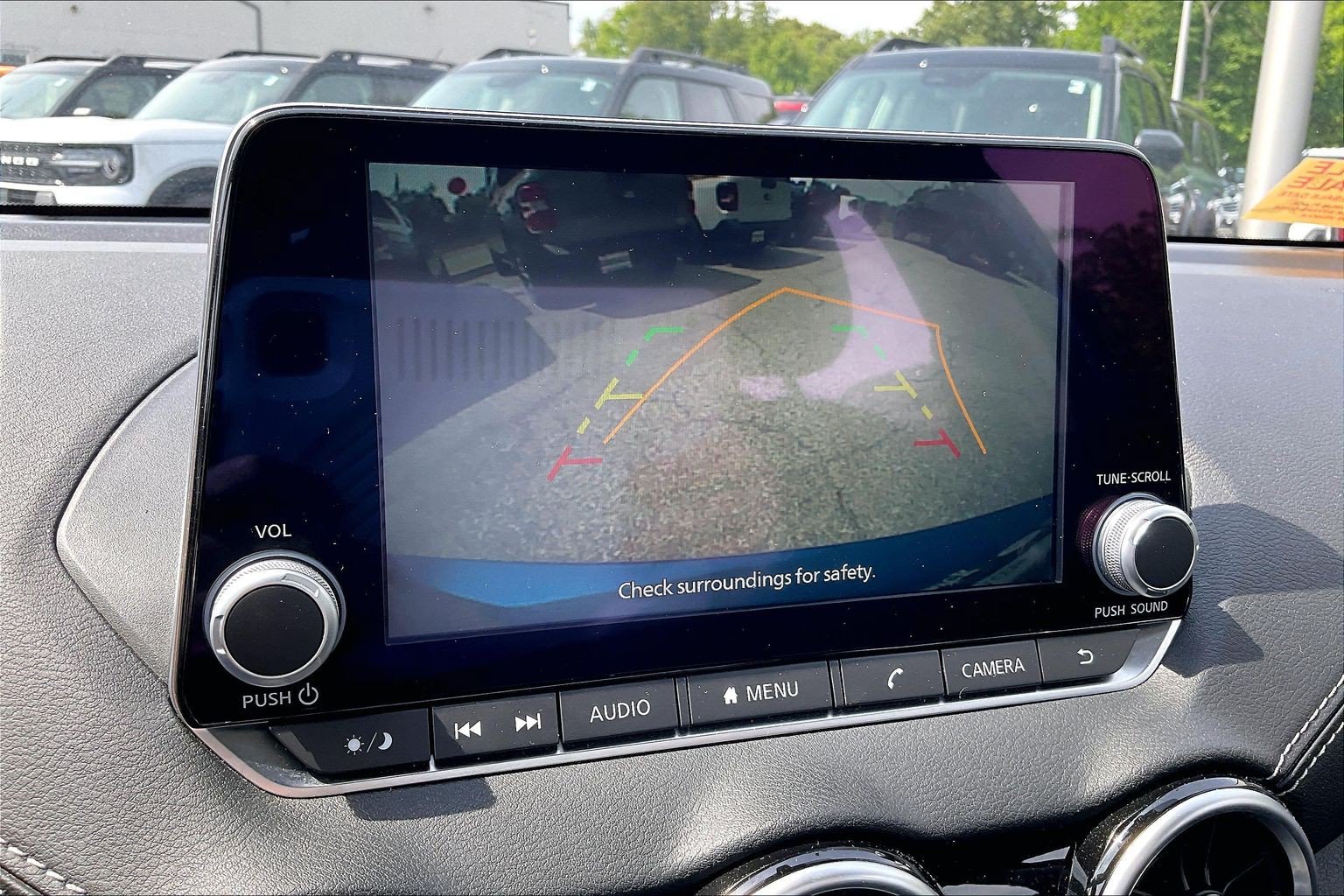 Used 2025 Nissan Sentra SV FWD image 20